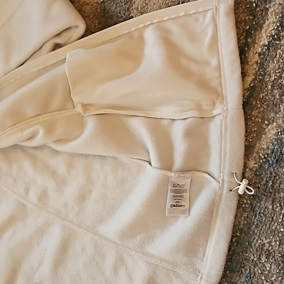 Columbia Women's Full Zip Up Fleece Jacket. OFF-WHITE. Size: L - Picture 8 of 13